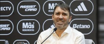 Eduardo Coudet luego de perder el Superclásico: &ldquo;Es imposible que no te pegue esta derrota&rdquo;