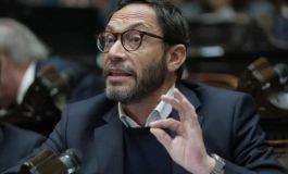 Ferraro pide al Gobierno que explique el relato de Milei sobre 30.000 &ldquo;terroristas&rdquo; deportados